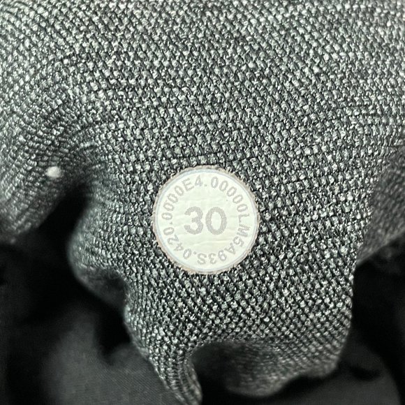 Lululemon Mens Gray Heathered ABC Pants Short Skinny Tech Canvas Size 30 Short - Picture 11 of 11